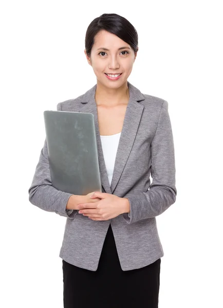 Mujer de negocios asiática en traje gris — Foto de Stock