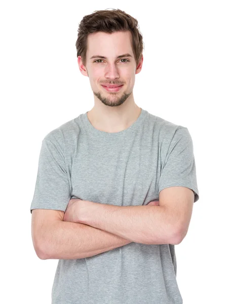 Kaukasische man in grijze t shirt — Stockfoto