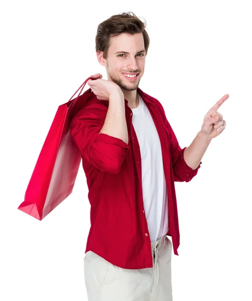 Hombre guapo en camisa roja — Foto de Stock