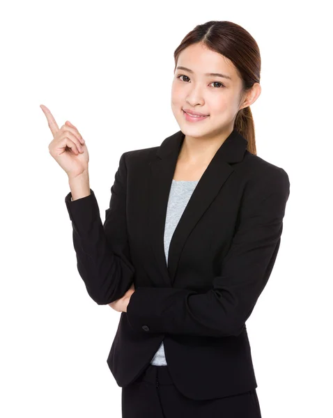 Mujer de negocios asiática en traje de negocios — Foto de Stock