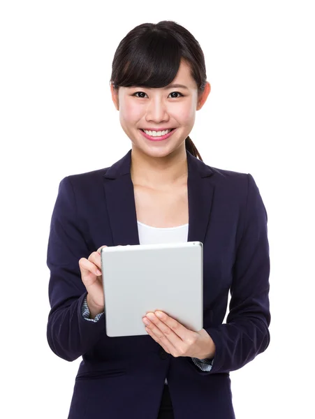 Asian businesswoman in business suit — Stock Photo, Image