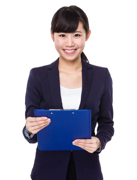 Mujer de negocios asiática en traje de negocios — Foto de Stock