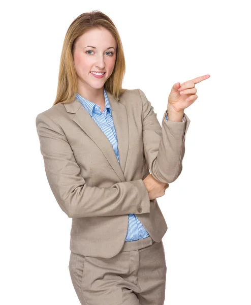 Mujer de negocios caucásica en traje de negocios — Foto de Stock