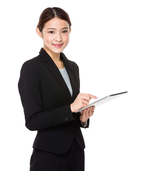 Mujer de negocios asiática en traje de negocios — Foto de Stock