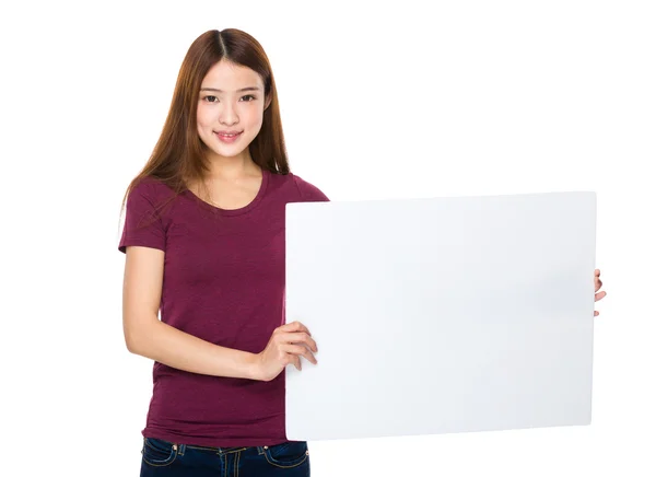 Mujer asiática en camiseta roja — Foto de Stock