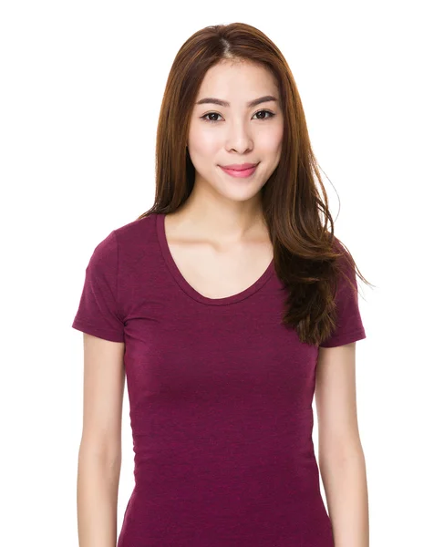Mulher asiática em camiseta vermelha — Fotografia de Stock