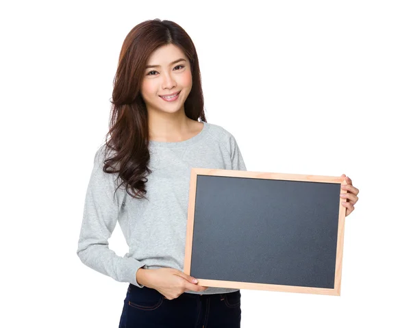 Jovem mulher asiática em camisola cinza — Fotografia de Stock