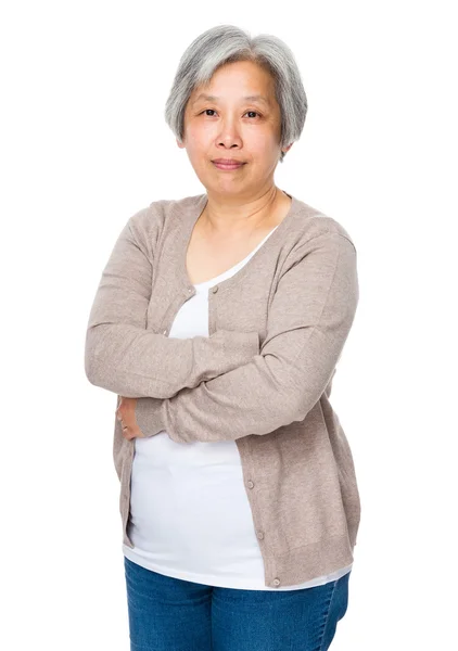 Azjatycki starsza kobieta w beżowy sweter — Zdjęcie stockowe