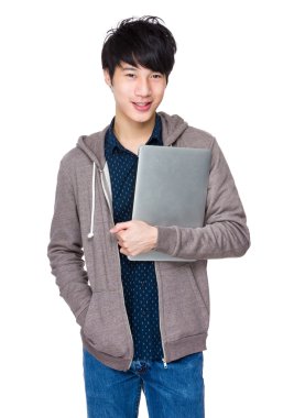 gri kapşonlu Asya yakışıklı adam