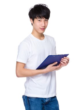 Beyaz t-shirt Asya yakışıklı adam