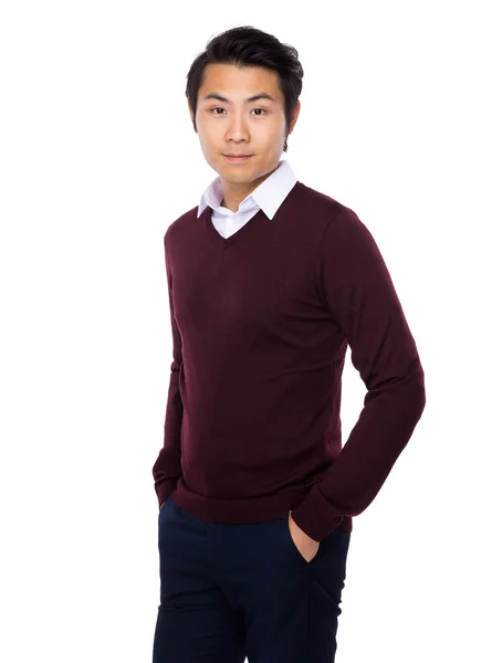 Aziatische knappe zakenman in rode trui — Stockfoto