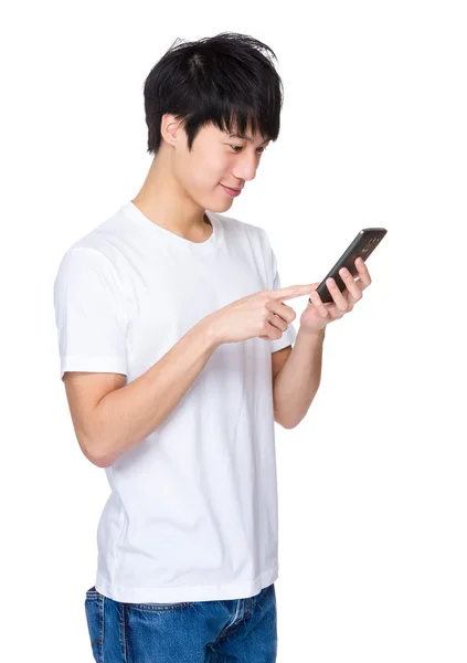 Asiático bonito homem em branco t-shirt — Fotografia de Stock