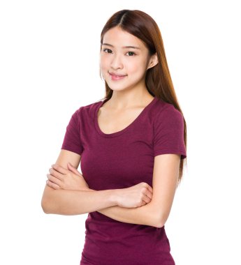 kırmızı t-shirt Asyalı genç kadın