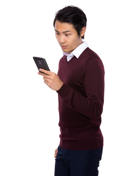 Asiático joven hombre de negocios en rojo suéter — Foto de Stock