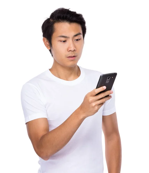 Asiático bonito homem em branco t-shirt — Fotografia de Stock