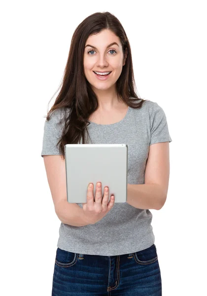 Caucasian brunette woman in grey t shirt — Stock Photo, Image
