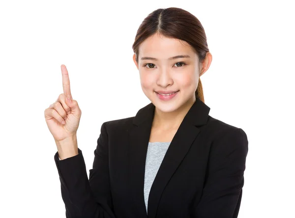 Asiática joven mujer de negocios en traje negro — Foto de Stock