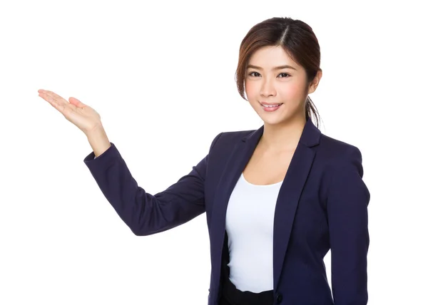 Asian young businesswoman in business suit — Stock Photo, Image