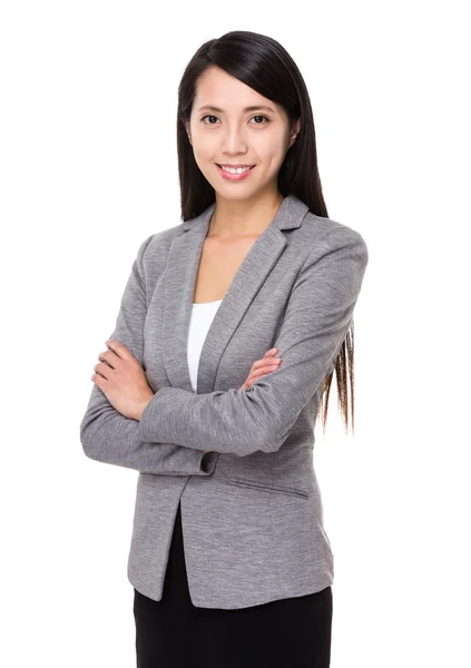 Mujer de negocios asiática en traje gris — Foto de Stock