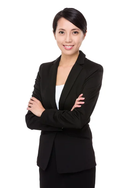 Siyah elbiseli Asya iş kadını — Stok fotoğraf