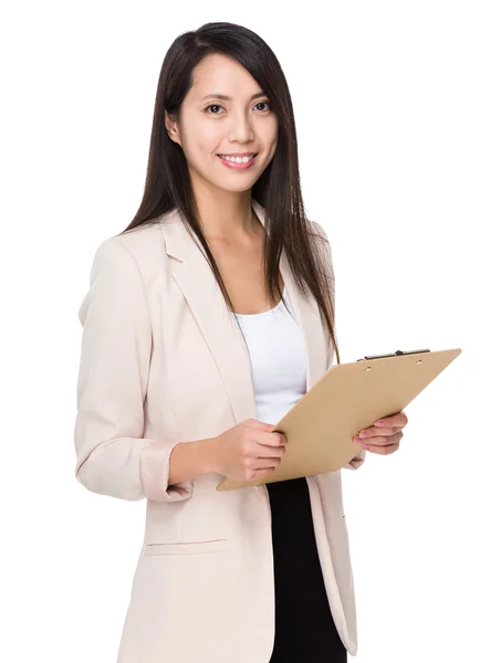 Mulher de negócios asiática em terno bege — Fotografia de Stock