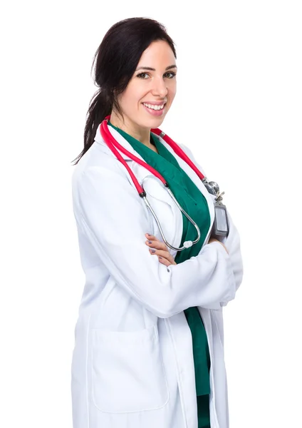 Mujer doctor brazos cruzados — Foto de Stock