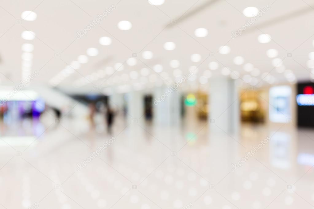 blur background in shopping mall