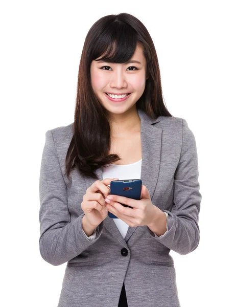 Asiatische junge Geschäftsfrau in Business-Anzug — Stockfoto