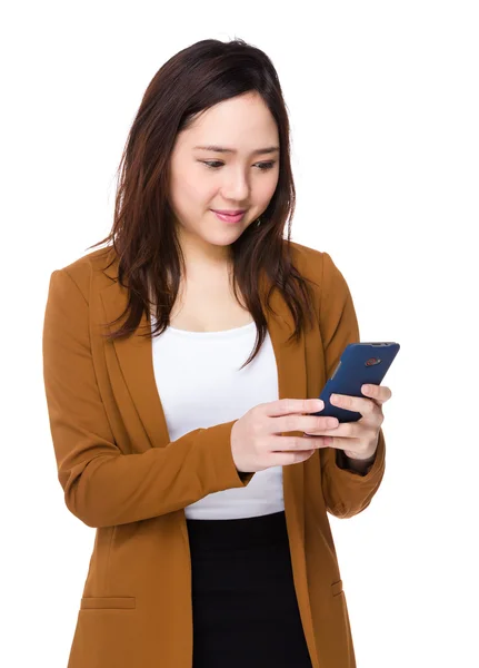 Asiática joven mujer de negocios en traje de negocios — Foto de Stock