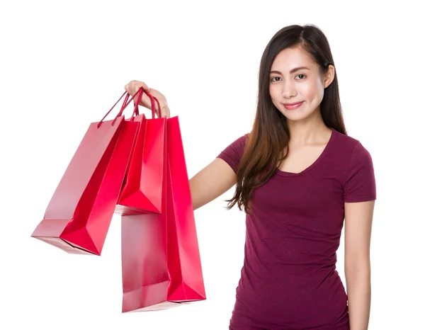 Asiático jovem mulher em vermelho t-shirt — Fotografia de Stock