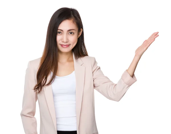 Asian young businesswoman in business suit — Stock Photo, Image