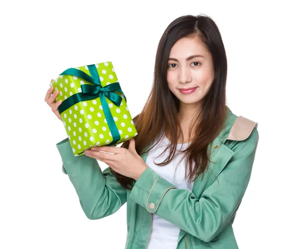 Asian young woman in green coat — Stock Photo, Image