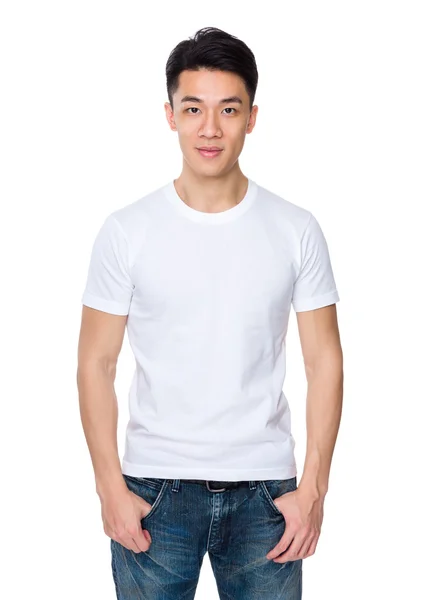 Asiatico bello uomo in bianco t-shirt — Foto Stock