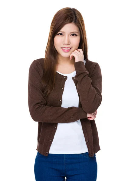 Asijská dívka v hnědý svetr — Stock fotografie