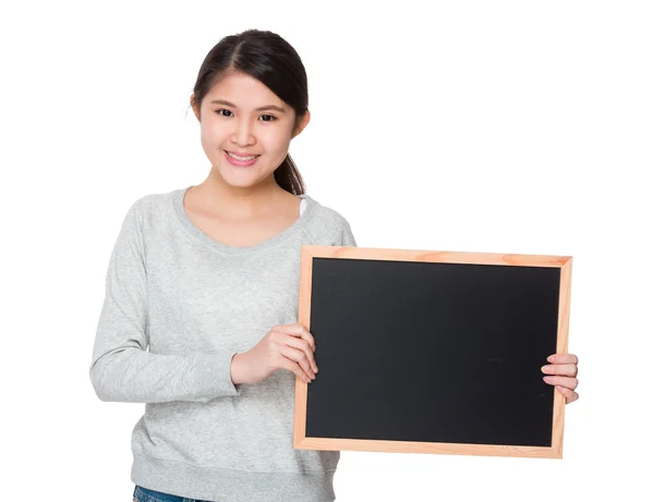 Ung asiatisk tjej i grå tröja — Stockfoto