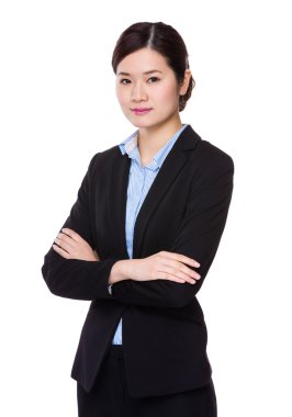 Asya genç iş kadını siyah takım elbise