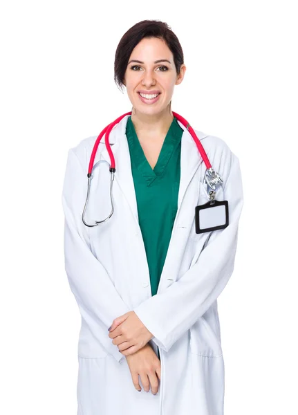Médico femenino caucásico con estetoscopio — Foto de Stock