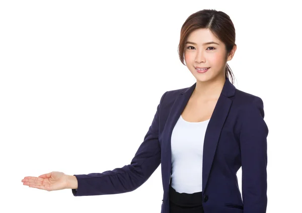 Asian young businesswoman in business suit — Stock Photo, Image