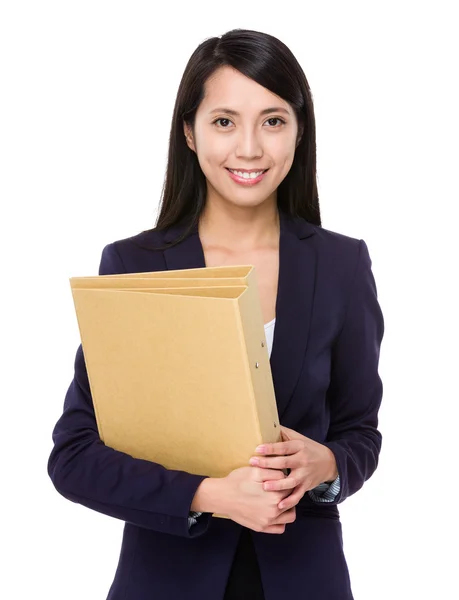Aziatische jonge zakenvrouw in pak — Stockfoto
