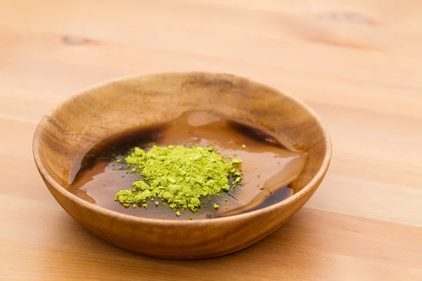 Green tea powder and black sugar sauce — Stock Photo, Image