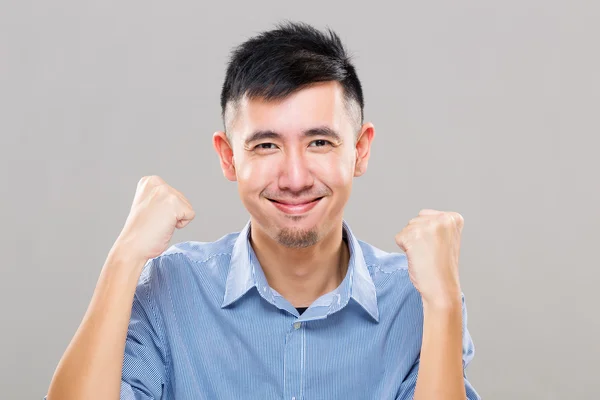 Jovem homem asiático em camisa azul — Fotografia de Stock