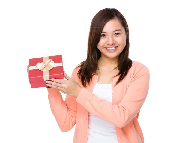 Asian young woman in pink cardigan — Stock Photo, Image