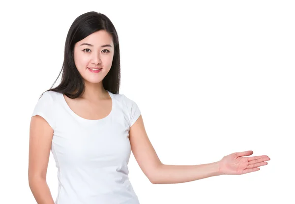 Young asian woman in white t-shirt — Stock Photo, Image