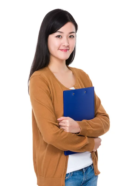 Asiática joven mujer en marrón cárdigan — Foto de Stock