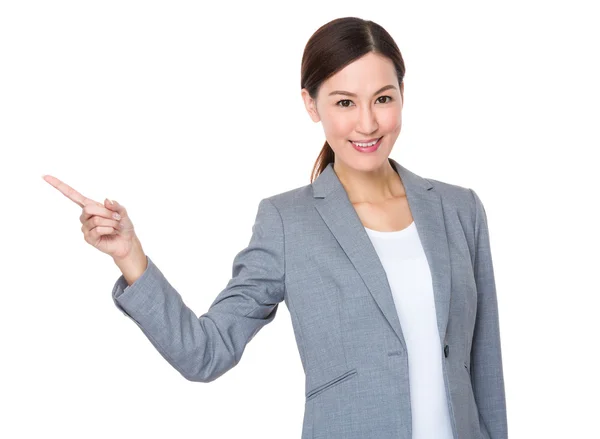 Young asian businesswoman in business suit — Stock Photo, Image