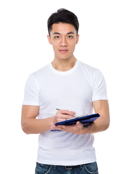 Asiatico bello uomo in bianco t-shirt — Foto Stock