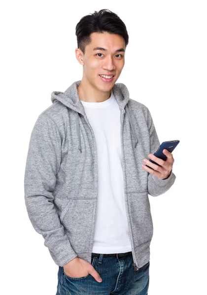 Asiatiska stilig man i grå hoodie — Stockfoto