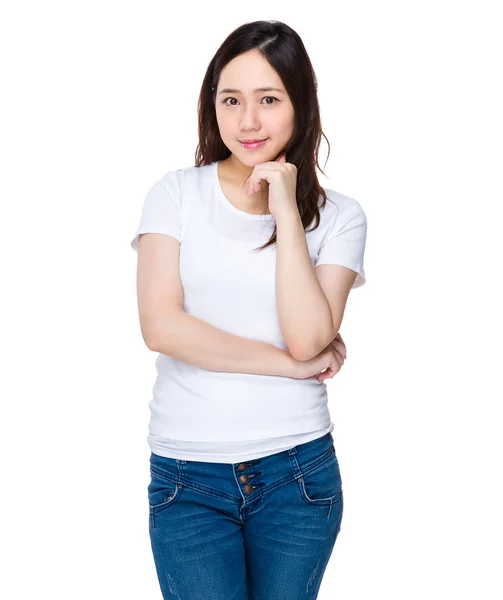 Joven asiática mujer en blanco camiseta —  Fotos de Stock