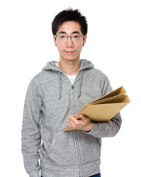 Jovem asiático homem em cinza com capuz — Fotografia de Stock