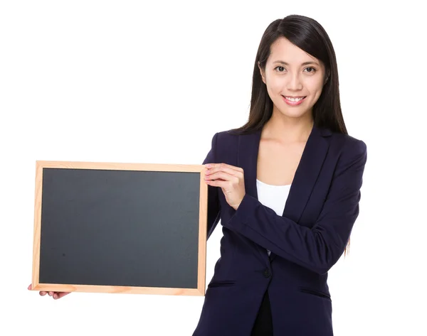 Asiática joven mujer de negocios en traje de negocios — Foto de Stock